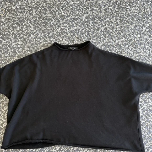 Black Boxy Short Sleeve Top - Picture 1 of 3